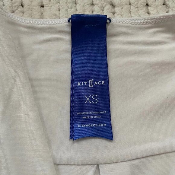 Kit and Ace White Long Sleeve V-Neck Shirt - Size XS - Picture 5 of 5